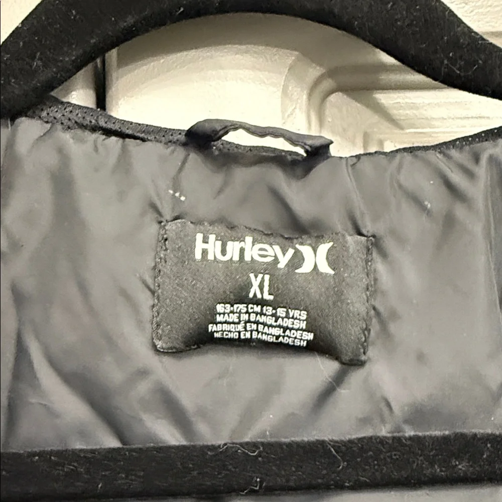Hurley Black wind breaker Jacket with Multicolor Logo - Picture 2 of 11